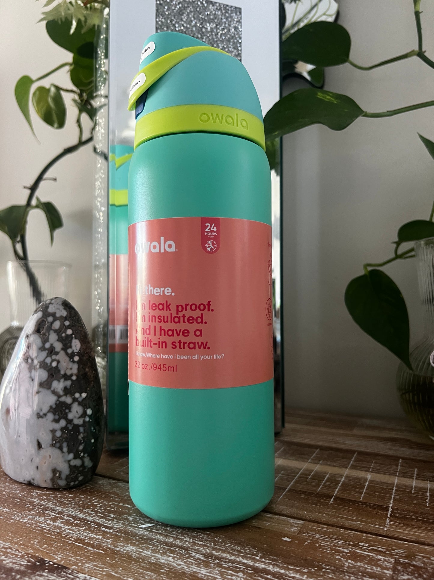 VYBE 945ml Bottle – FreeSip Style Drink Bottle- TROPICAL FADE💕Customisable 💕