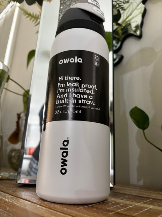 VYBE 945ml Bottle – Premium Owala FreeSip Style Drink Bottle- ARCTIC WHITE 💕Customisable💕